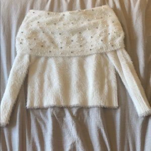 New York and Co. Off the shoulder sweater size M